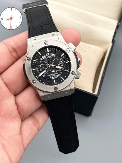Men's Luxury Watch – Leather Strap & Master Lock