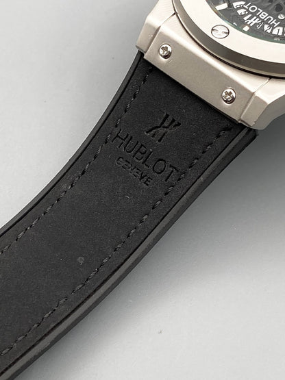Men's Luxury Watch – Leather Strap & Master Lock