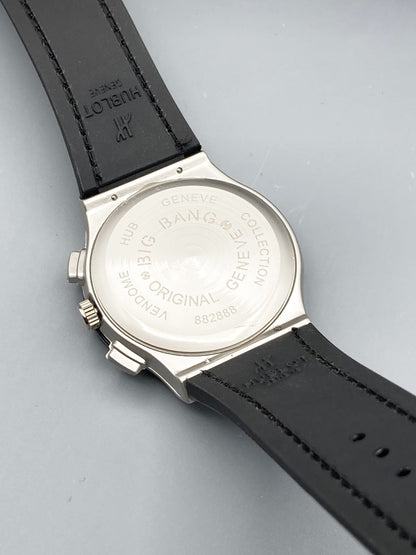 Men's Luxury Watch – Leather Strap & Master Lock